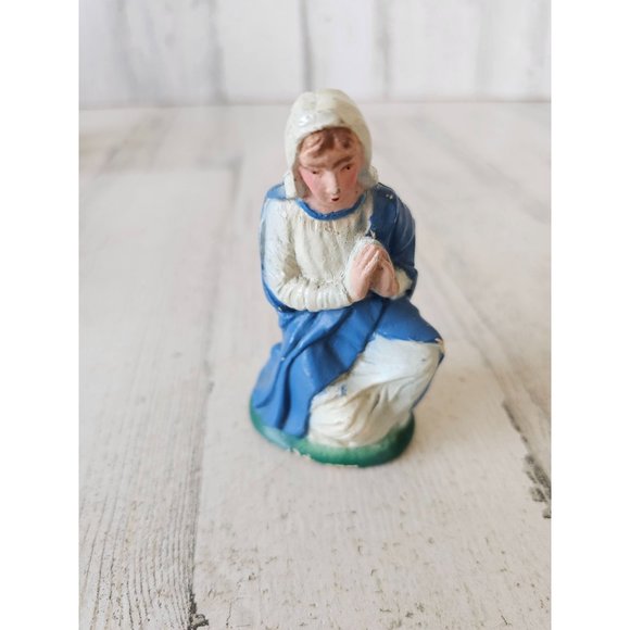 Vintage porcelain Virgin Mary nativity village Xmas decor religious - Picture 1 of 8